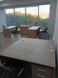 Мебель для персонала Xten и кресло Ch-696