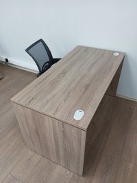 Мебель для персонала Xten и кресло Ch-696