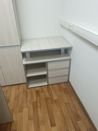 Мебель для персонала Vita (сосна карелия)