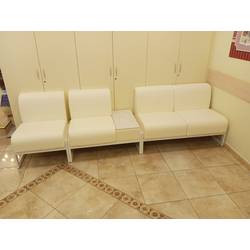 Диван Module в готовых интерьерах: клиника Эко