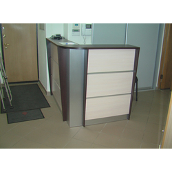 Стойка ресепшн Рапид