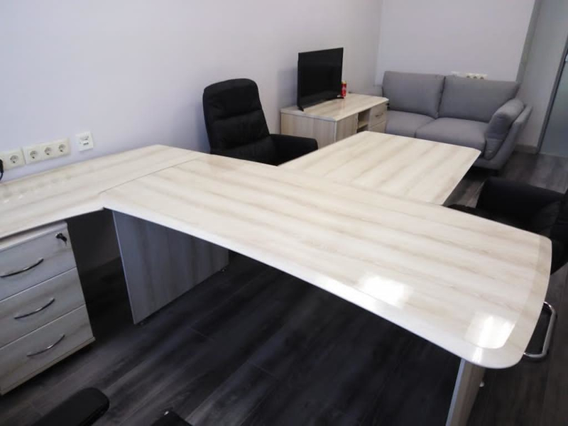 Кабинет Консул лак