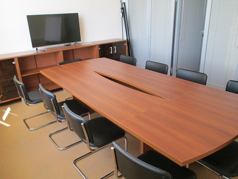 Мебель для переговорных комнат Борн