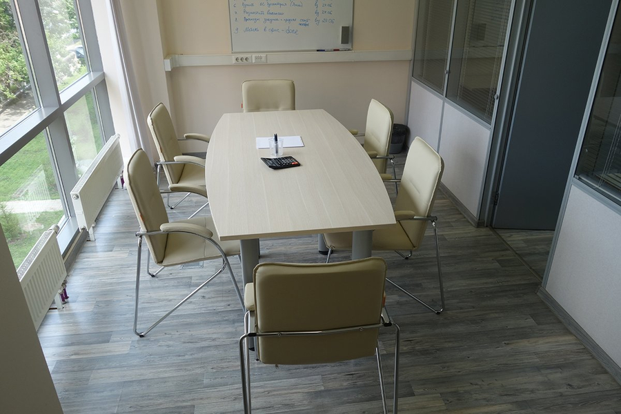 Мебель для переговорных Vasanta